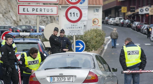 source ba Drama u fancuskom gradu Nantesu Vozilom pregazio više